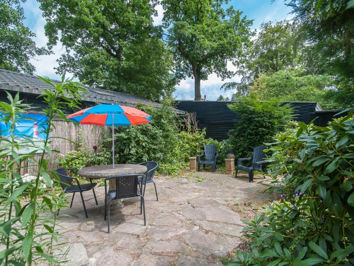 Calm Holiday Home In Bergen North Holland Bagian luar foto